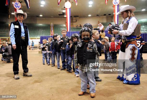 Mutton Busting Photos and Premium High Res Pictures - Getty Images