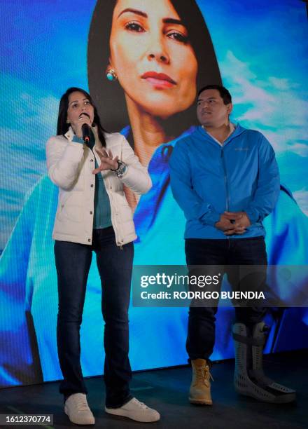 Ecuadorian presidential candidate for the Movimiento Revolucion Ciudadana party, Luisa Gonzalez , speaks to her supporters next to vice presidential...