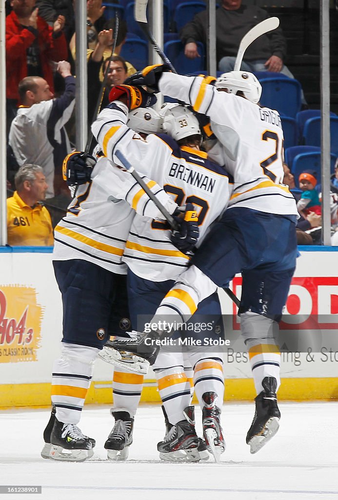 Buffalo Sabres v New York Islanders