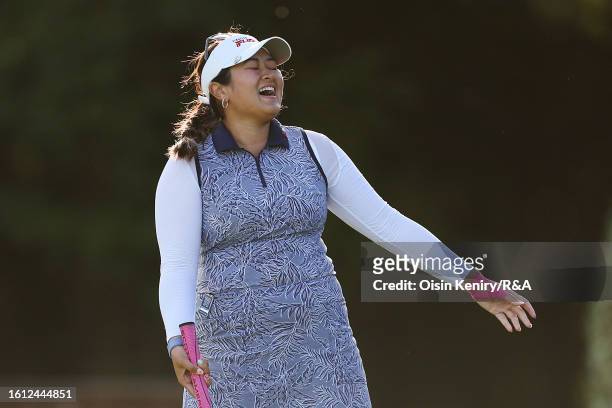 Lilia Vu of the United States celebrates victory on the 18th green on Day Four of the AIG Women's Open at Walton Heath Golf Club on August 13, 2023...
