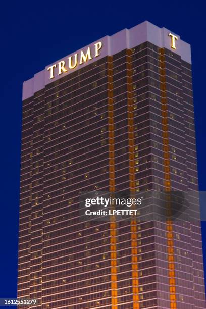 trump tower las vegas - trump international hotel & tower stock pictures, royalty-free photos & images