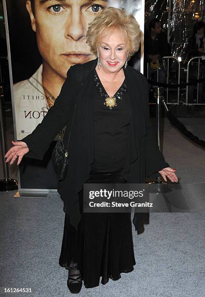 Doris Roberts arrives at the Los Angeles premiere of "The Curious Case Of Benjamin Button" at the Mann's Village Theater on December 8, 2008 in Los...