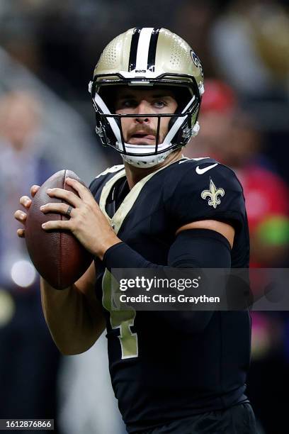 Derek Carr of the New Orleans Saints looks on during the preseason game against the Kansas City Chiefs at Caesars Superdome on August 13, 2023 in New...