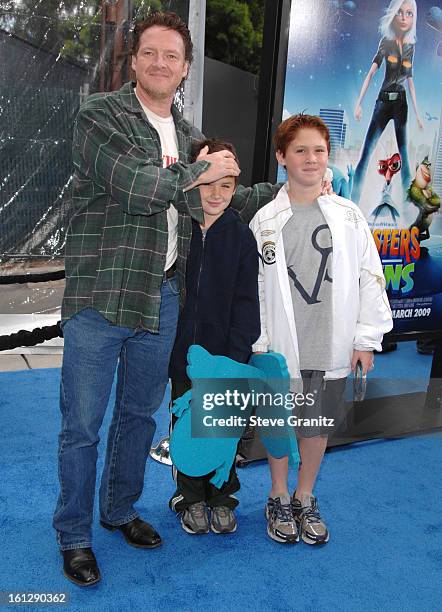 Donal Logue arrives at the Los Angeles premiere of "Monsters vs. Aliens" at the Gibson Amphitheatre on March 22, 2009 in Universal City, California.