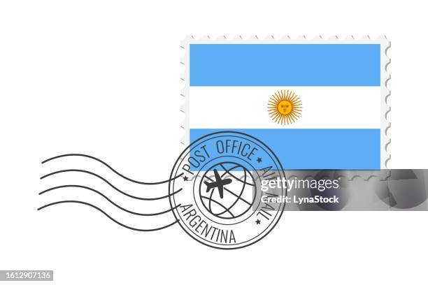 ilustraciones, imágenes clip art, dibujos animados e iconos de stock de sello postal de argentina. ilustración vectorial de postal con bandera nacional argentina aislada sobre fondo blanco. - bandera argentina