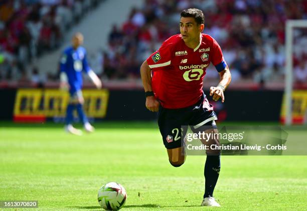 Benjamin Andre of Lille OSC in action during the Ligue 1 Uber Eats match between Lille OSC and FC Nantes at Stade Pierre-Mauroy on August 20, 2023 in...