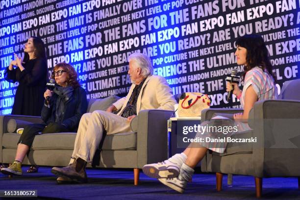 Susan Sarandon, Barry Bostwick and Claire Lim speak on stage during FAN EXPO Chicago at Donald E. Stephens Convention Center on August 13, 2023 in...