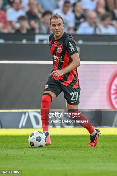 Mario Goetze of Eintracht Frankfurt controls the Ball during the Bundesliga match between Eintracht Frankfurt and SV Darmstadt 98 at Deutsche Bank...