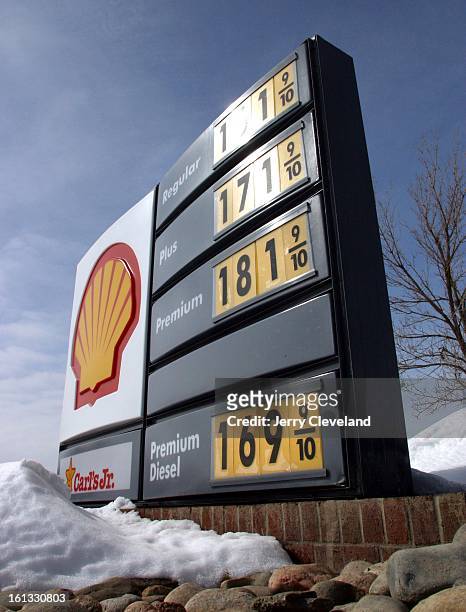 Gas prices are posted at the Shell station at Buckley Road and Alameda Parkway in Aurora Thursday afternoon, 3/20/03. Even though crude oil prices...