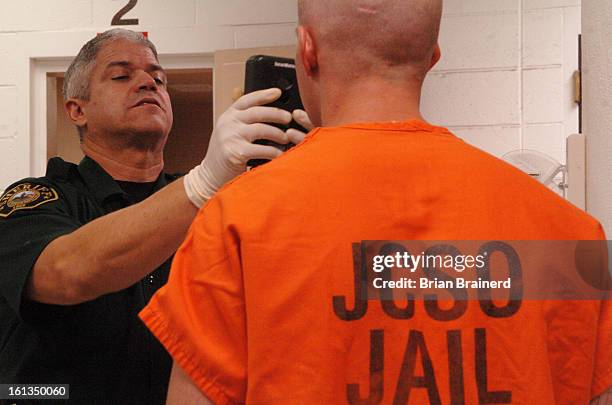 Inmate Scan 68 Brian Scans Photos & High Res Pictures - Getty Images
