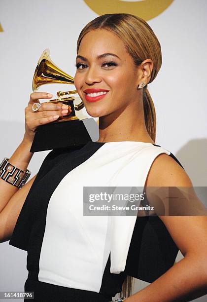 Singer Beyonce poses in the press room during the 55th Annual GRAMMY Awards at STAPLES Center on February 10, 2013 in Los Angeles, California.