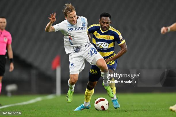 Renaldo Showayne Cephas of MKE Ankaragucu in action against Jonas Svensson of Yukatel Adana Demirspor during Turkish Super Lig week 2 match between...