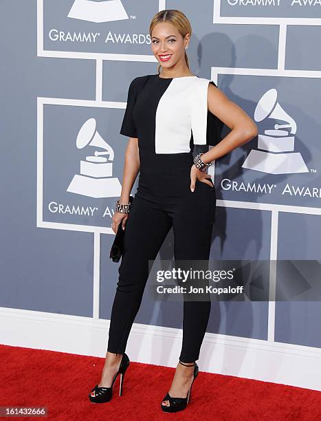 3,745 Beyonce Formation Stock Photos, High-Res Pictures, and Images ...