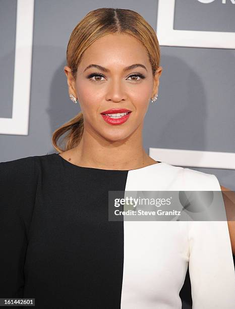 Beyonce arrives at the The 55th Annual GRAMMY Awards on February 10, 2013 in Los Angeles, California.