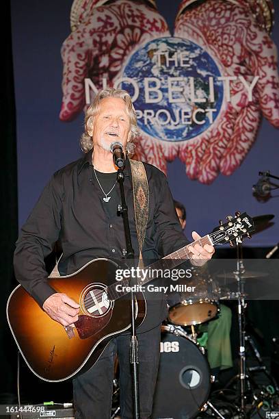 Kris Kristofferson performs in concert during the Nobelity Projects Artists and Filmmakers Dinner honoring Kris Kristofferson at the Four Seasons...