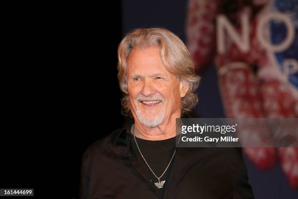 Kris Kristofferson attends the Nobelity Projects Artists and Filmmakers Dinner honoring Kris Kristofferson with the Feed The Peace award at the Four...