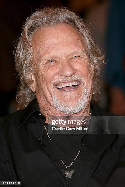 Kris Kristofferson attends the Nobelity Projects Artists and Filmmakers Dinner honoring Kris Kristofferson with the Feed The Peace award at the Four...