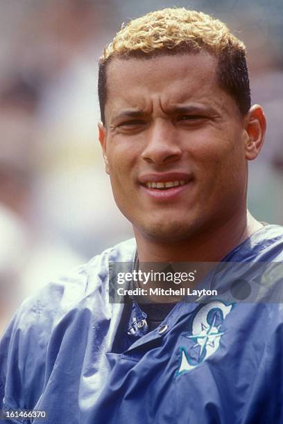 Segui Baseball David Segui Photos and Premium High Res Pictures - Getty Images