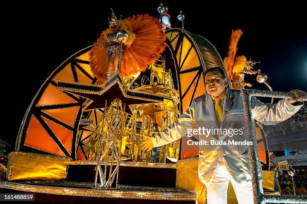 Dancers and musicians of São Clemente Samba School during the opening parade whose theme Horario Nobre tells in chapters the story of several...