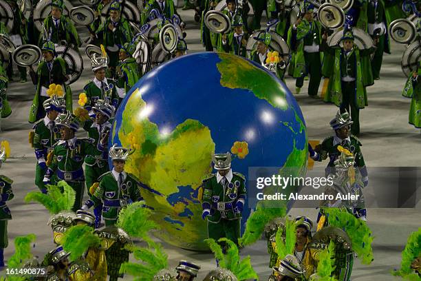 Floats, dancers and musicians of São Clemente Samba School during the opening parade whose theme Horario Nobre tells in chapters the story of several...