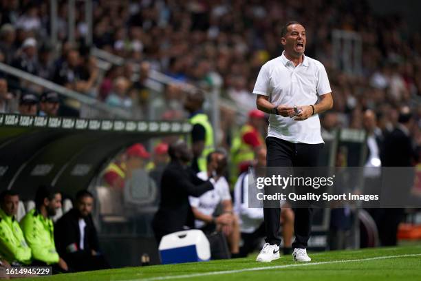 Petit, Head Coach of Boavista FC reacts during the Liga Portugal Betclic match between Boavista and SL Benfica at Estadio do Bessa XXI on August 14,...