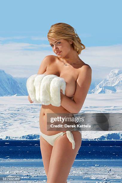 Swimsuit Issue 2013: Model Kate Upton poses for the 2013 Sports Illustrated Swimsuit issue on December 2, 2012 in Antarctica. PUBLISHED IMAGE. CREDIT...