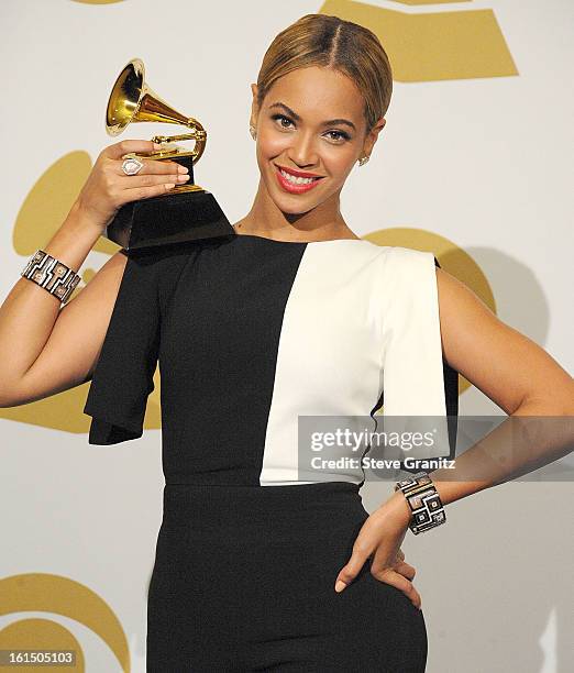 Poses Beyonce at the The 55th Annual GRAMMY Awards on February 10, 2013 in Los Angeles, California.