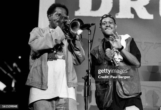 Guru American Rapper Guru (Rapper) Photos and Premium High Res Pictures - Getty Images