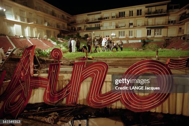 January 26th, 1994 At 4:15pm, The Roof Of Supermarket Casino In Ferber In Nice Collapses, Killing Two And Injuring A Hundred. L'effondrement du toit...