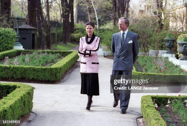 The Sweden Sovereign Carl Gustav And Silvia Official Visit To France, Paris. Mars 1994, à PARIS, en FRANCE, visite officielle du roi de Suède Carl...