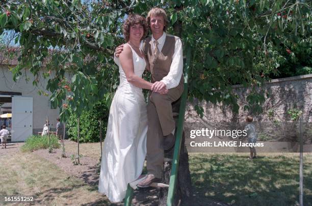 16 Catherine Destivelle Marries Erik Decamp Stock Photos High Res 16-catherine-destivelle-marries-erik-decamp-stock-photos-high-res