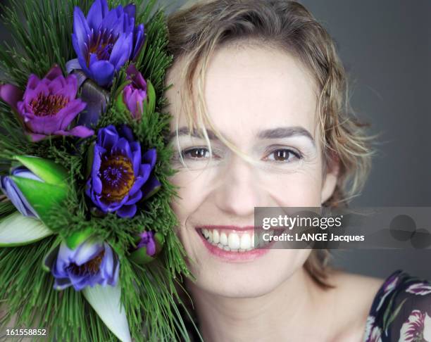 Rendezvous With Actress Sandrine Bonnaire At Home In Fontenay-sous-bois. Rendez-vous avec l'actrice Sandrine BONNAIRE chez elle à FONTENAY-SOUS-BOIS...