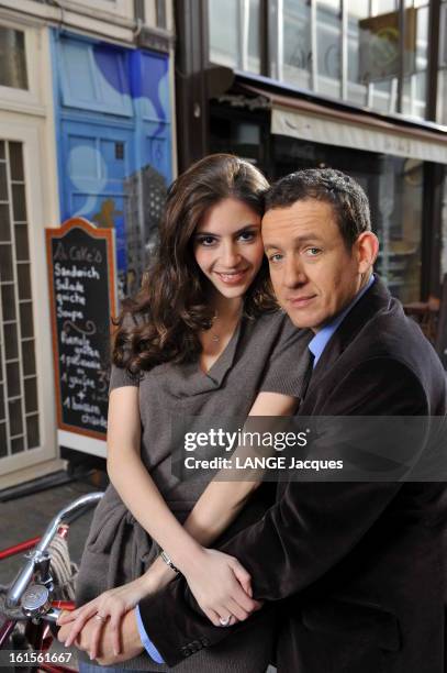 Dany Boon To Lille On The Occasion Of The Release Of His Film "bienvenue Chez Les Ch'tis". Dany BOON à LILLE à l'occasion de la sortie de son...