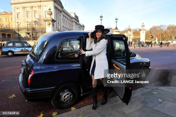 In The Skin Of Kate Middleton. Londres, 28 novembre 2010 : douze jours après l'annonce des fiançailles de Kate Middleton avec le prince William, la...