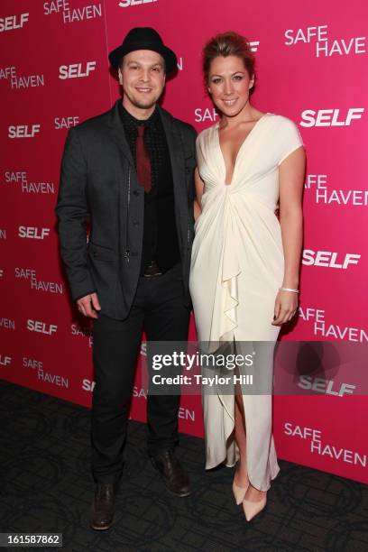 Singers Gavin DeGraw and Colbie Caillat attend a New York screening of 'Safe Haven' at Landmark Sunshine Cinema on February 11, 2013 in New York City.