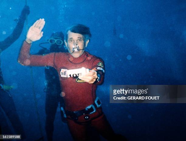 World record french freediver Jacques Mayol is pictured on December, 1983 in Marseille. AFP PHOTO GERARD FOUET