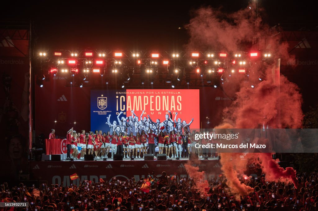 The players of the Spanish women's soccer team celebrating with their