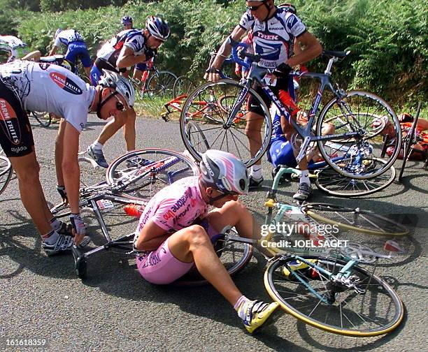 Simone StockFotos und Bilder Getty Images