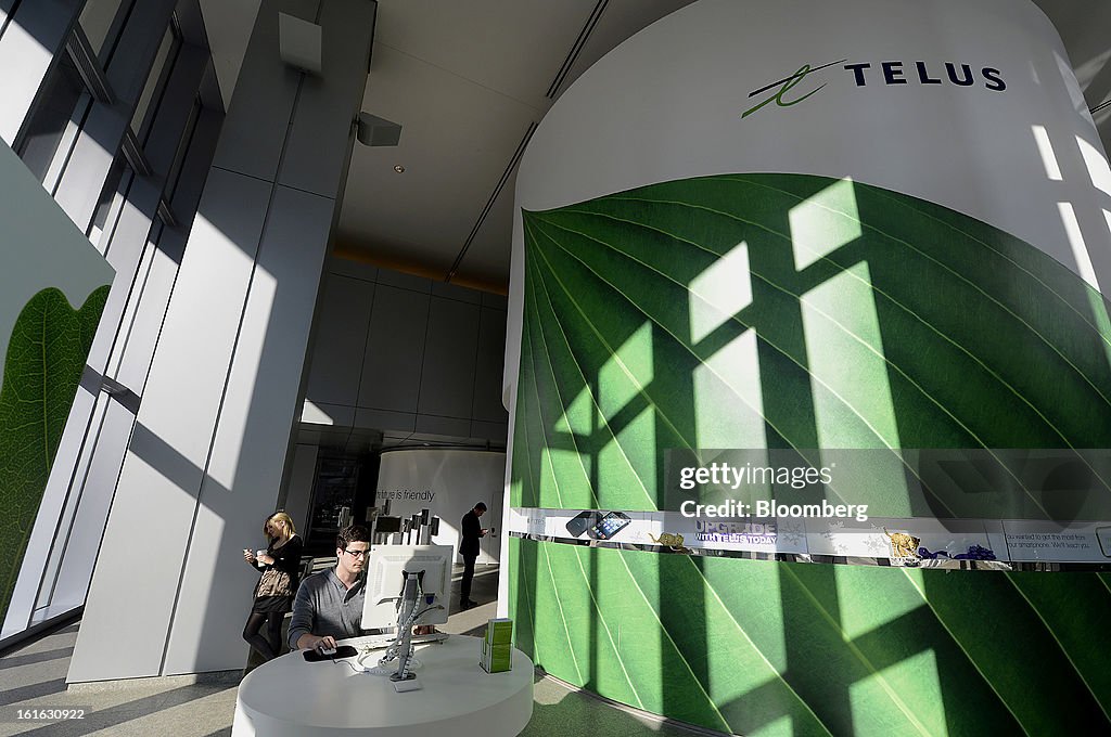Inside A Telus Corp. Store Ahead Of Earns
