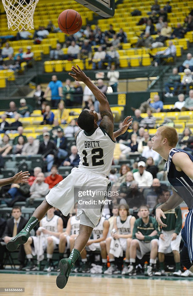 UNC-Wilmington  v William and Mary Basketball