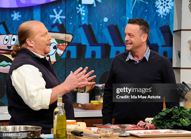 On Potluck Party day, funny man Lenny Venito aides co-host Mario Batali who whips up an out of this world potluck classic. "The Chew" airs MONDAY -...