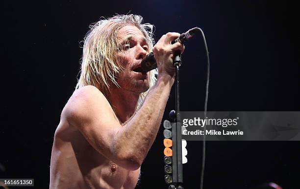 Musician Taylor Hawkins of the Sound City Players performs at Hammerstein Ballroom on February 13, 2013 in New York City.