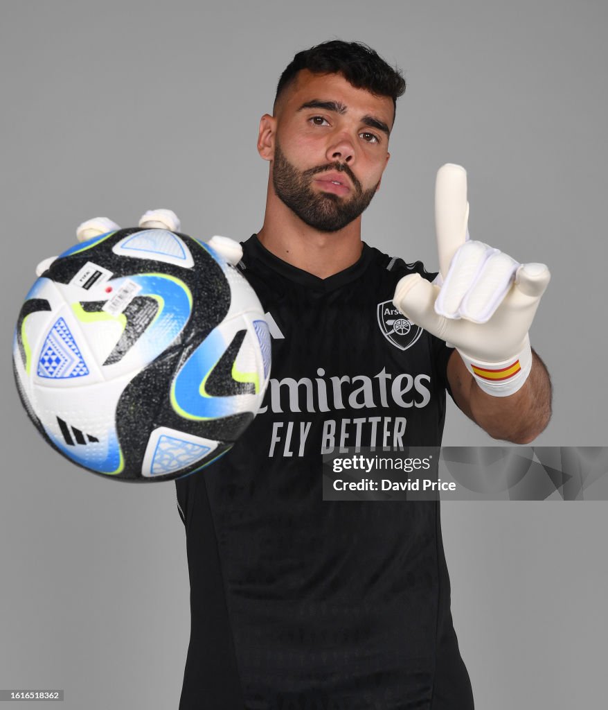 Arsenal Unveil New Signing David Raya