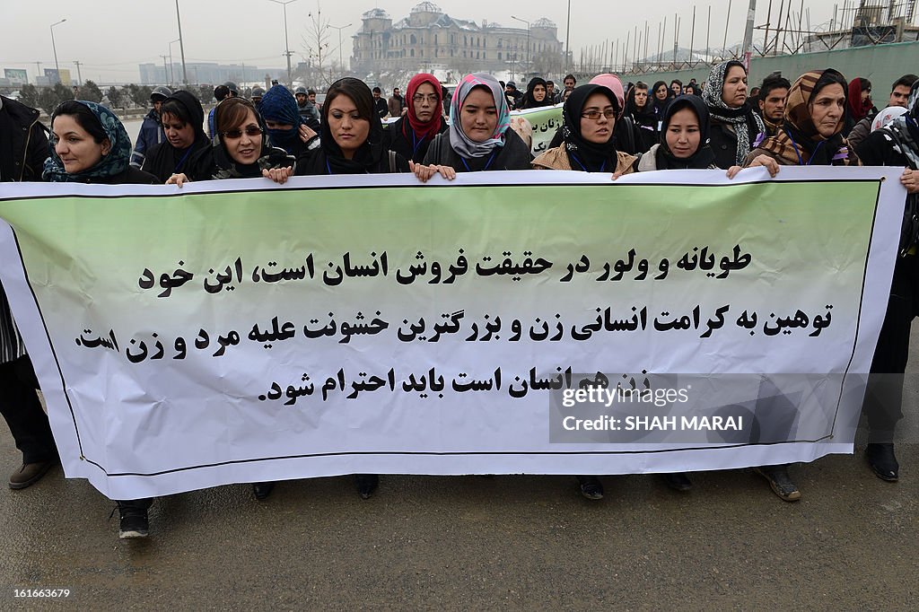 AFGHANISTAN-POLITICS-WOMEN-PROTEST