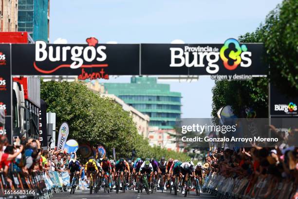 General view of Juan Sebastian Molano Benavides of Colombia and UAE Team Emirates, Ivan Garcia Cortina of Spain and Movistar Team, Edoardo Affini of...