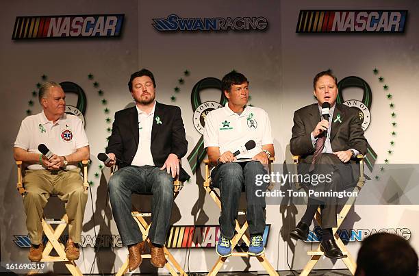 Michael Swan Racing Brandon Davis Nascar Photos and Premium High Res Pictures - Getty Images