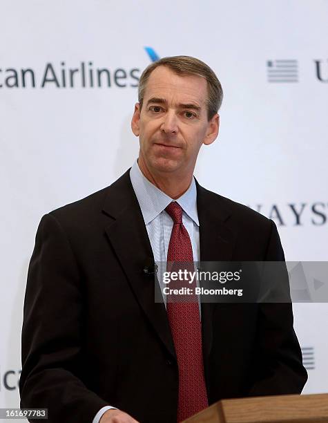 Tom Horton, president and chief executive officer of AMR Corp.'s American Airlines, speaks during a press conference at Dallas Fort Worth Airport in...