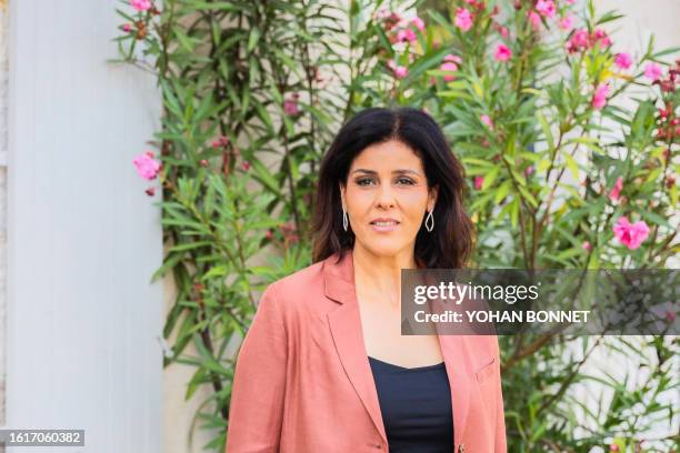 Suad Singer 243 Souad Massi Stock Photos, High-Res Pictures, and Images - Getty Images