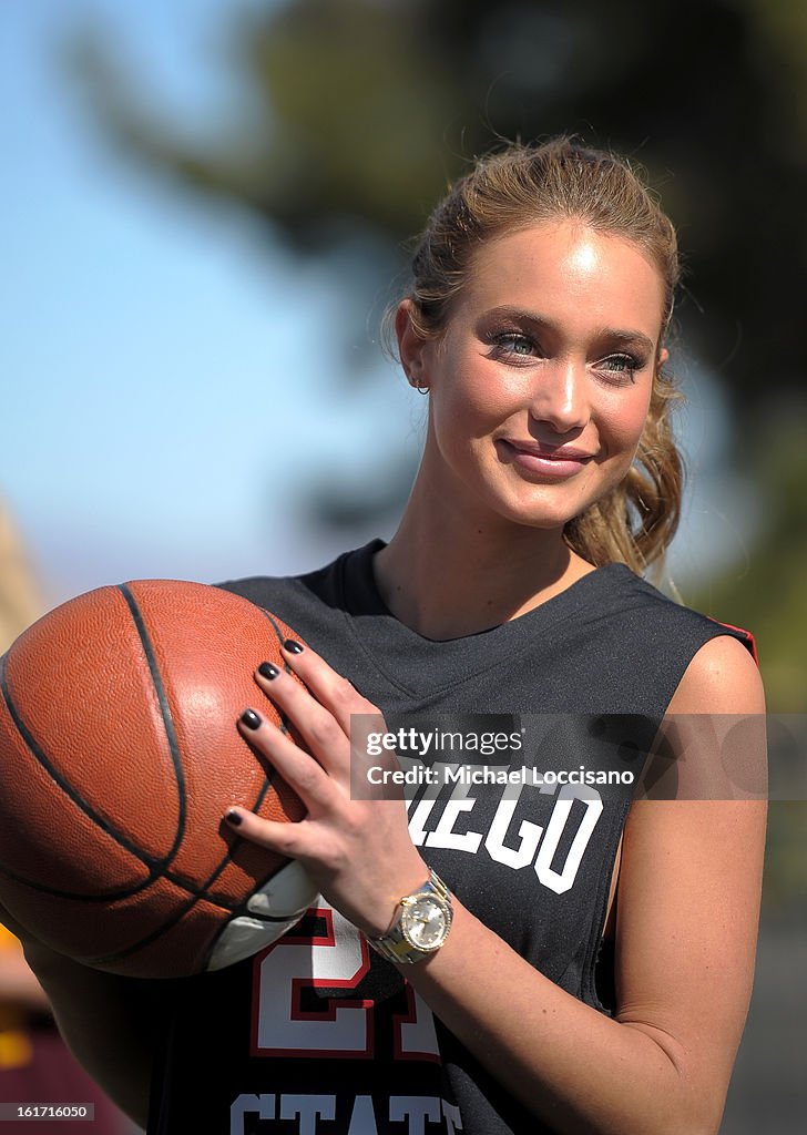 LVCVA And Sports Illustrated Models Support NCAA Basketball Conference Championship At Historic Las Vegas Sign