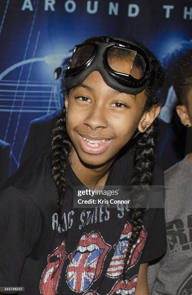 Ray Ray of Mindless Behavior pose for a photo at Hard Rock Cafe New ...
